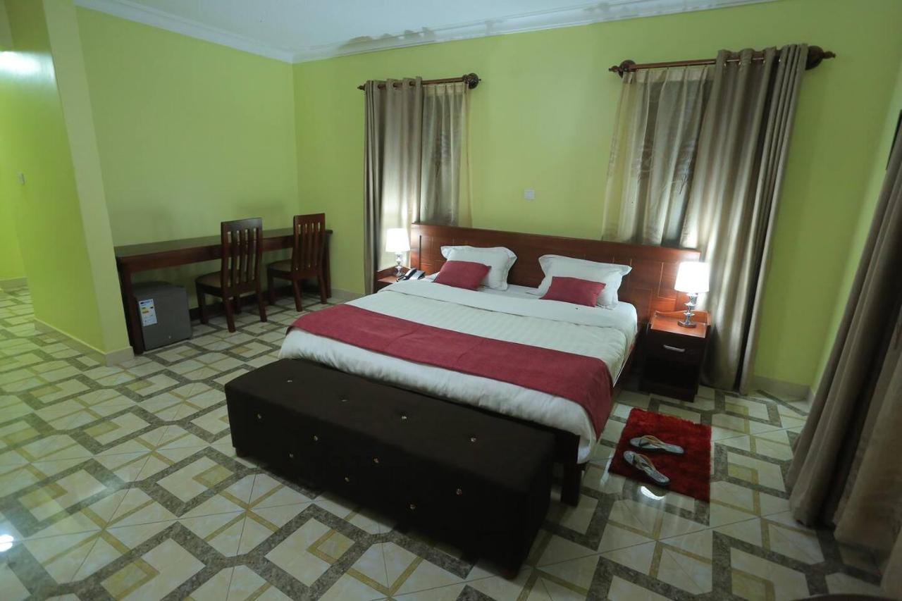 Precious Villas Lubowa Luaran gambar