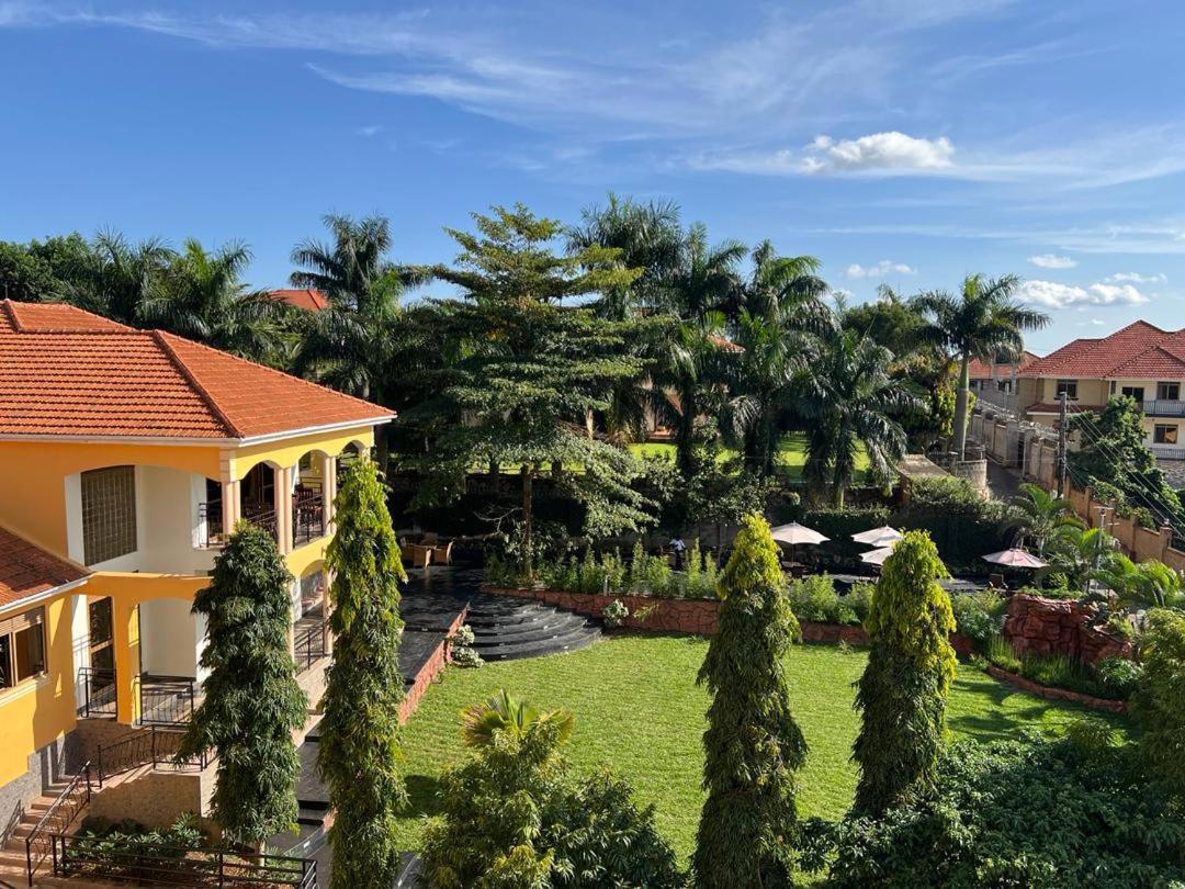 Precious Villas Lubowa Luaran gambar