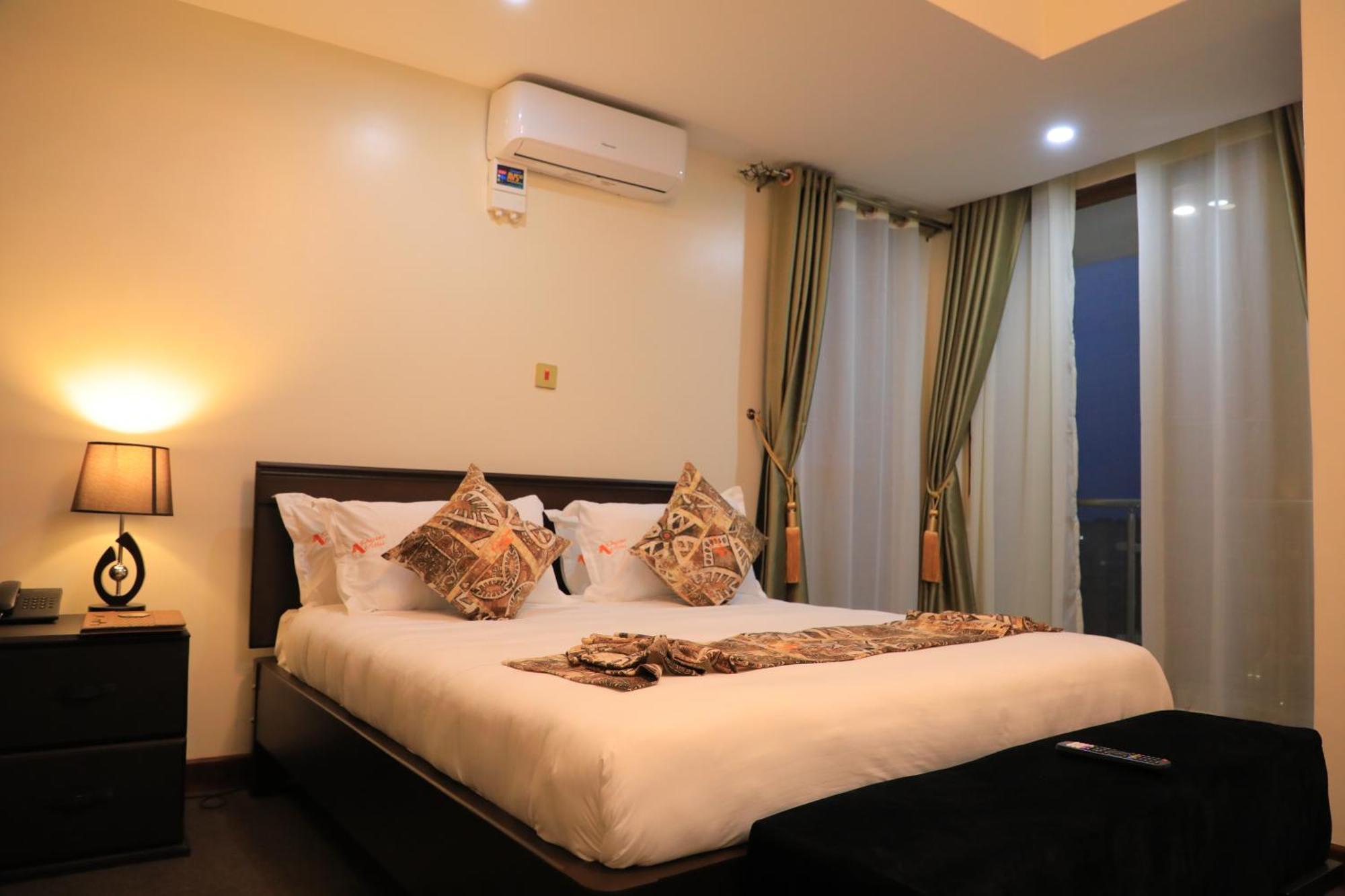 Precious Villas Lubowa Luaran gambar