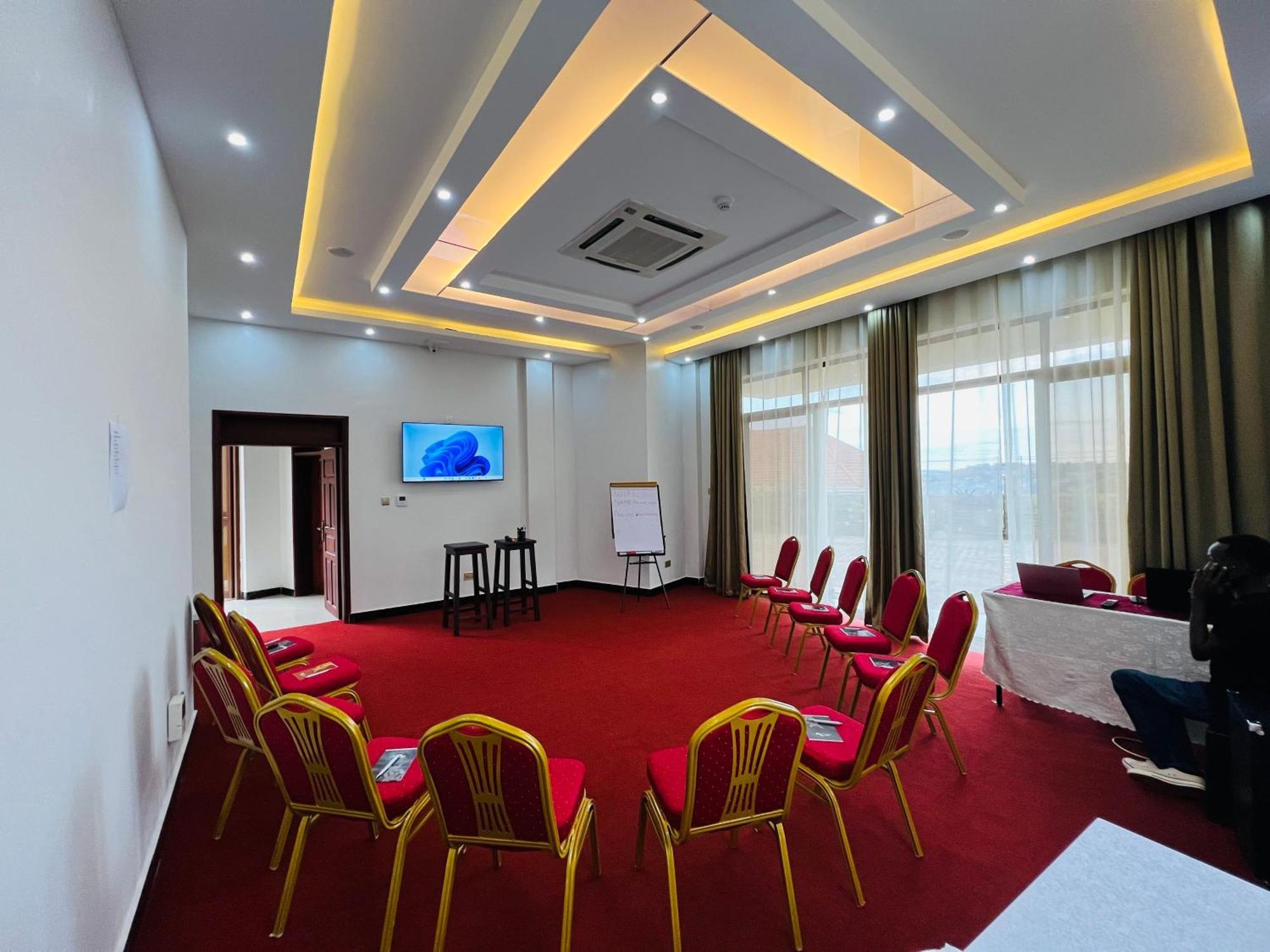 Precious Villas Lubowa Luaran gambar